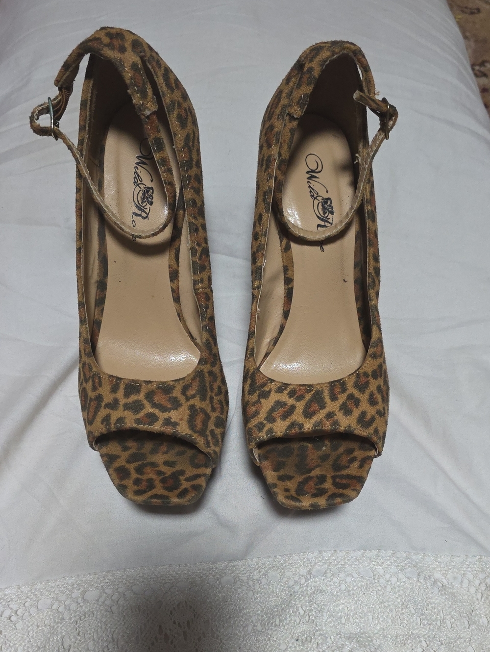 Wild Rose Leopard Print Peep-Toe Slingback Heels - Brown